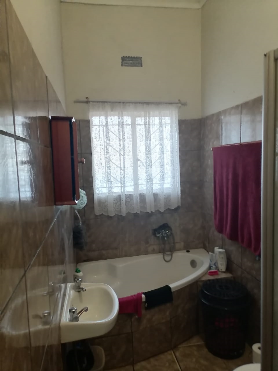 3 Bedroom Property for Sale in Olifantshoek Northern Cape